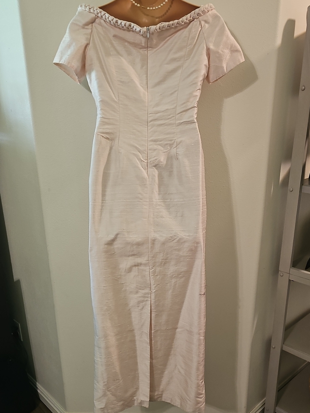Watters & Watters VTG Pale Pink Silk Shantung Braided Neckline Formal  Gown Sz14 - Picture 5 of 9